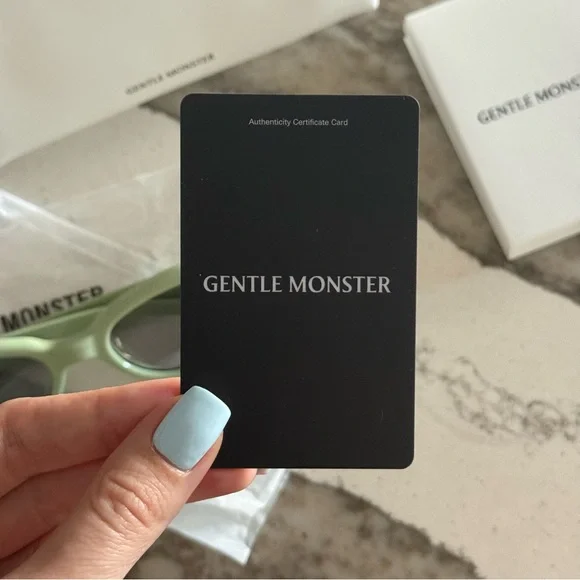 GENTLE MONSTER Sage Green Sunglasses - Picture 7 of 8